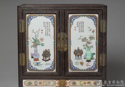 图片[2]-Sandlewood curio box with porcelain panels of antiquities, Qing dynasty, Qianlong reign (1736-1795)-China Archive